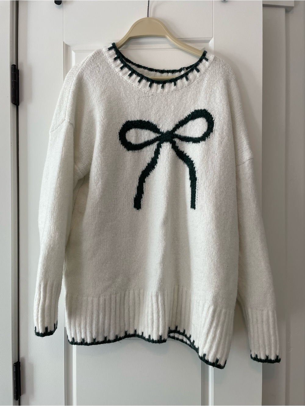 Pink Rose White Crewneck Sweater with Dark Green Bow Accent